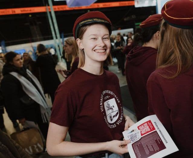 Studentė pristato studijas VU