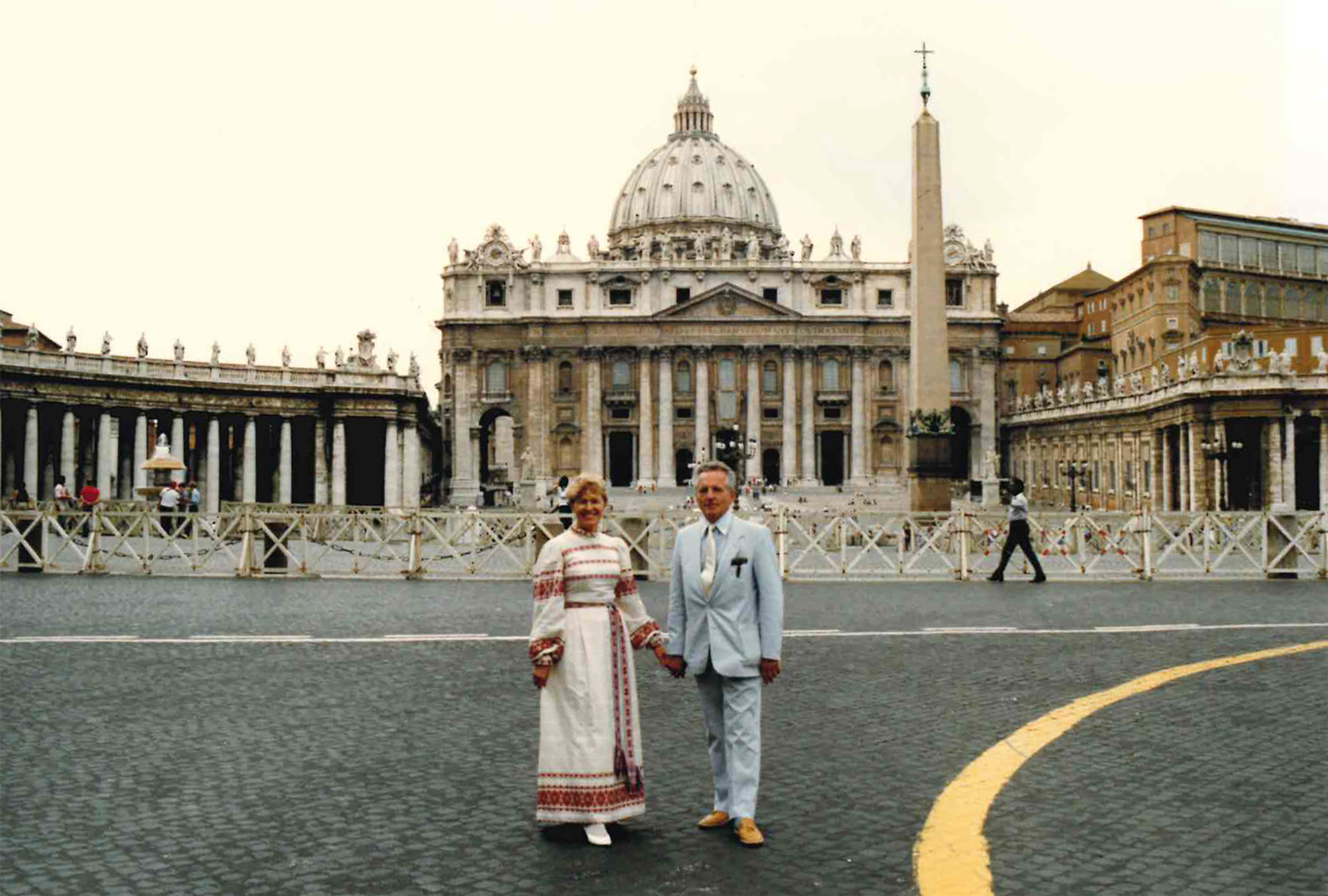 Angele ir Sigitas Kazlauskai Vatikane